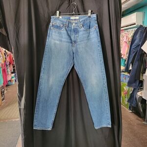 Levi Wedgie 27 jeans